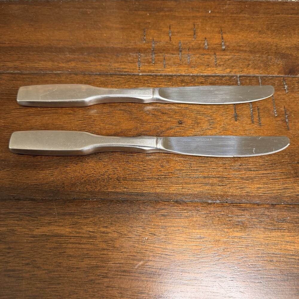 Oneida Paul Revere Fine Flatware Dinner Knives, Set of 2 , 18/10 Stainless Steel